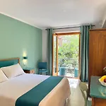 Hotiday Hotel